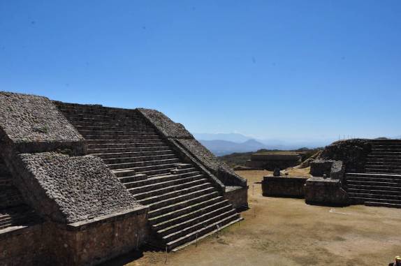 Ruínas da cidade zapoteca de Monte Albán, ao lado de Oaxaca, no México
